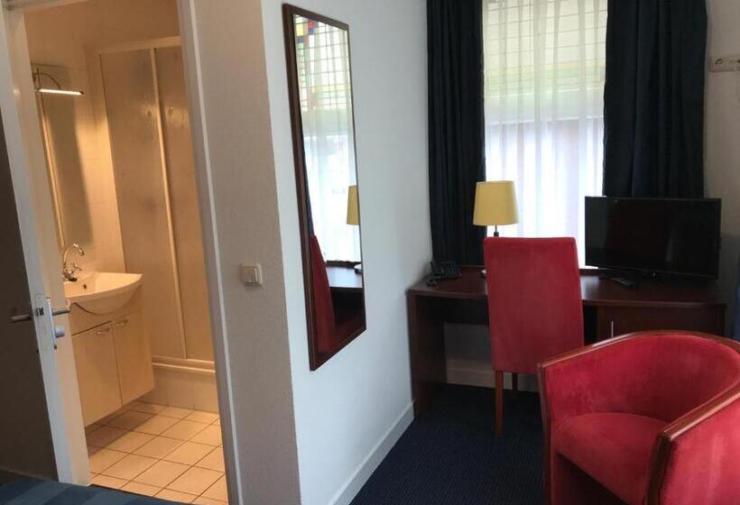 스탠다드 룸, Lemmer