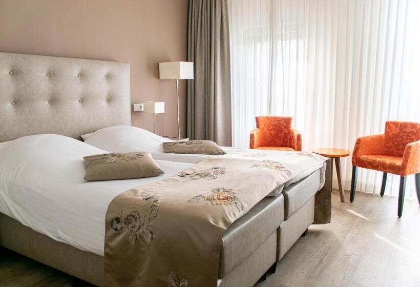 컴포트 룸, Lemmer