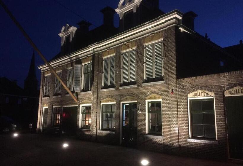 컴포트 룸, Lemmer