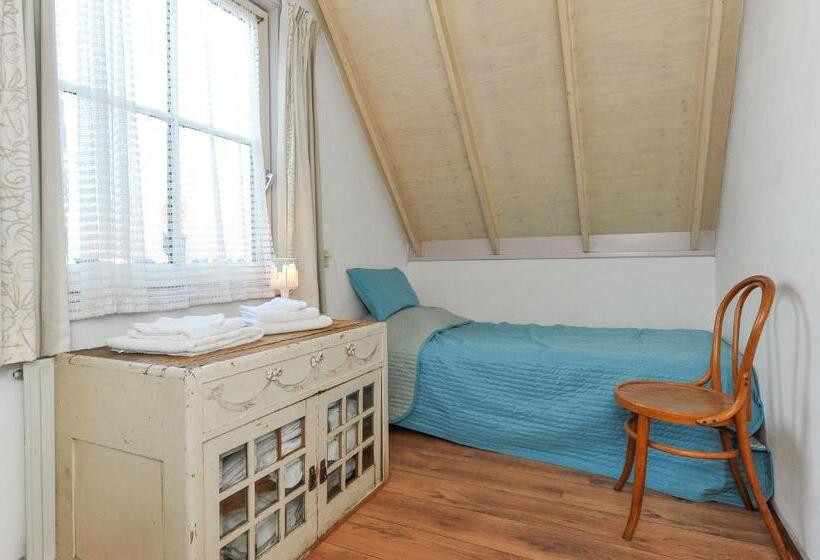 Студия Стандарт, Cafe De Harmonie