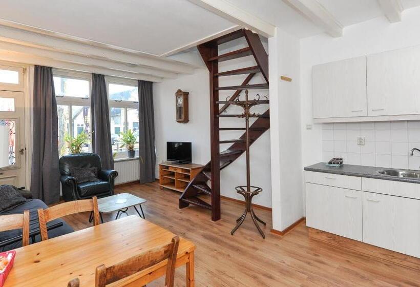 Студия Стандарт, Cafe De Harmonie