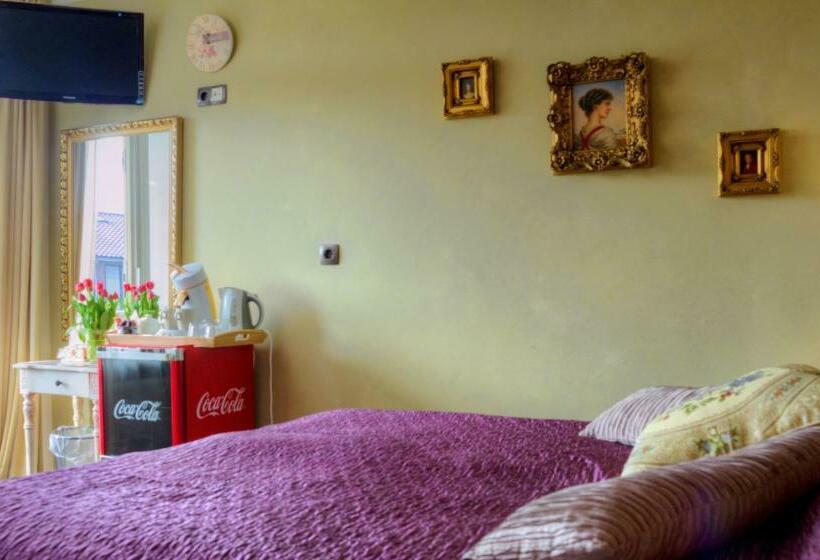 Номер Стандарт, Pension & Spa De Watertoren
