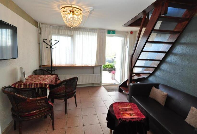 آپارتمان 1 خوابه با تراس, Pension & Spa De Watertoren