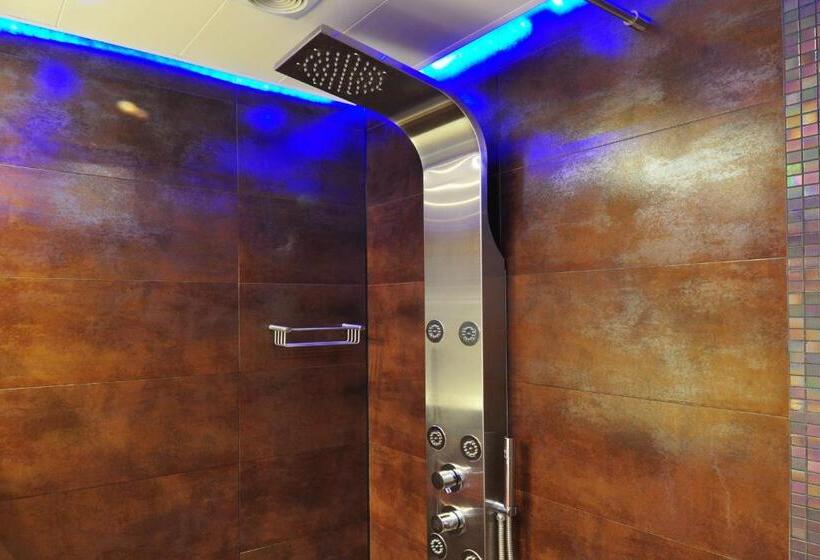 اتاق لوکس, Pension & Spa De Watertoren