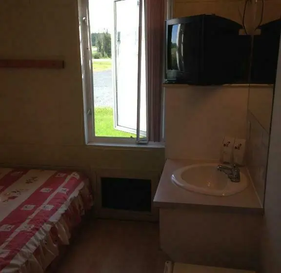 Basic-huone, Motel Econonuit