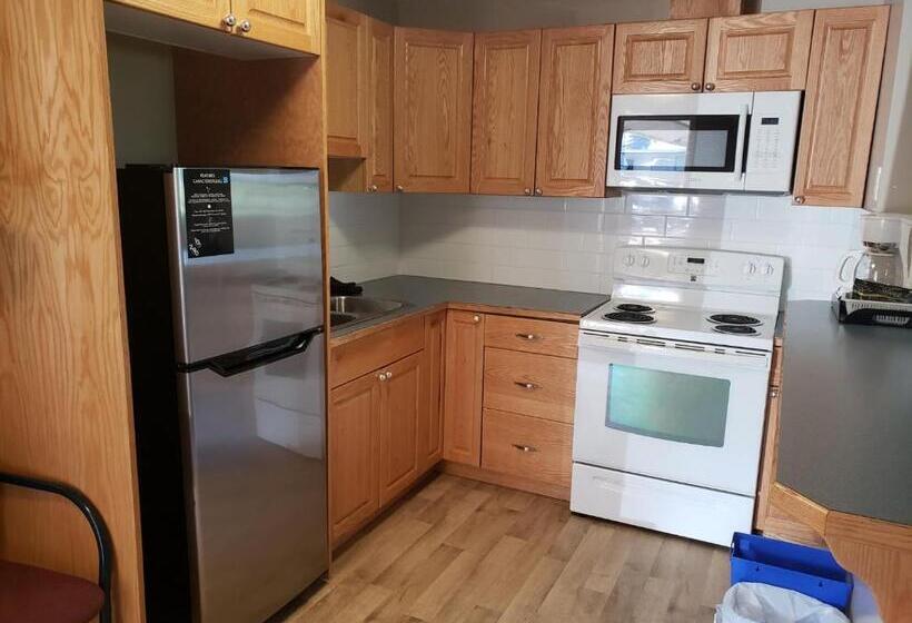 غرفة ديلوكس عائلية, Lamplighter Inn