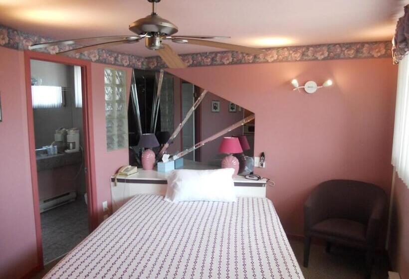 스탠다드 자쿠지 룸, Motel Normandie