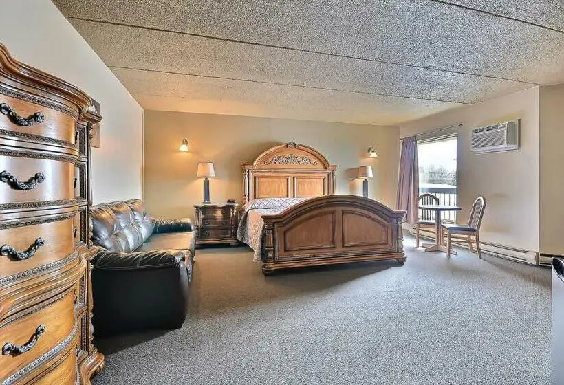 キングサイズベッドのジュニアスイート, Motel St Eustache