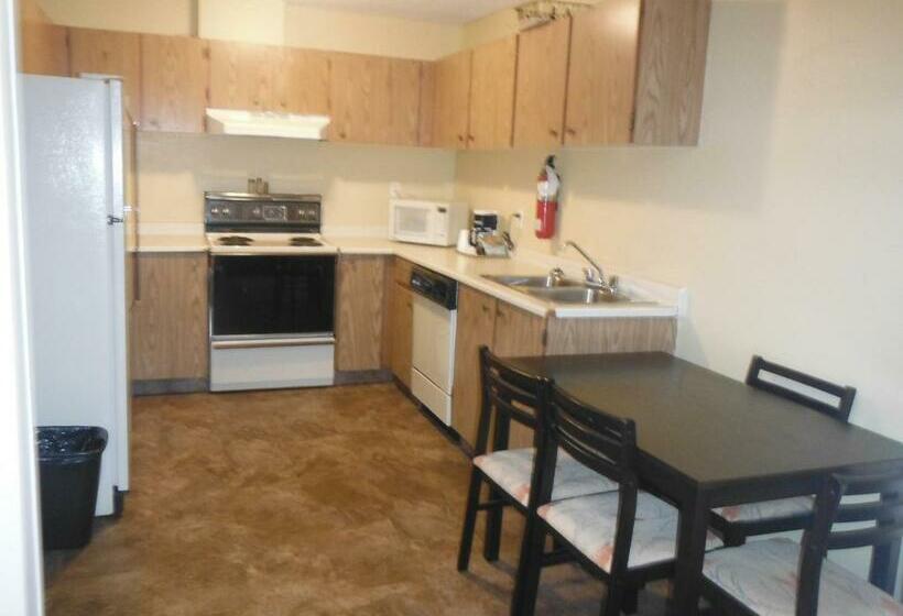 스탠다드 스튜디오, Tumbler Ridge Inn