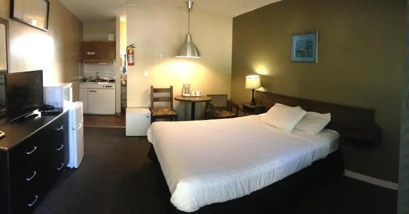 Deluxe-huone, Ray Lyn Motel