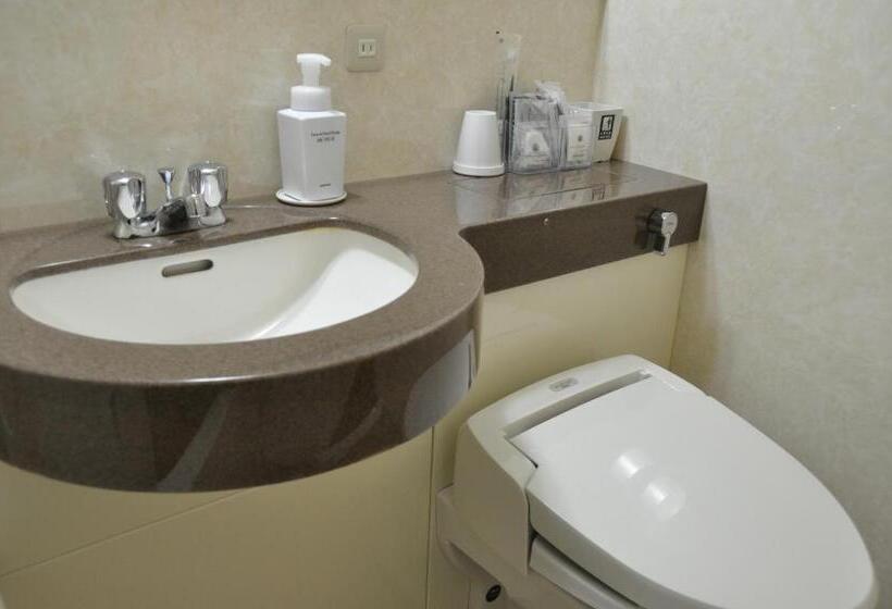 غرفة قياسية ثلاثية, Apa Hotel Mie Kameyama