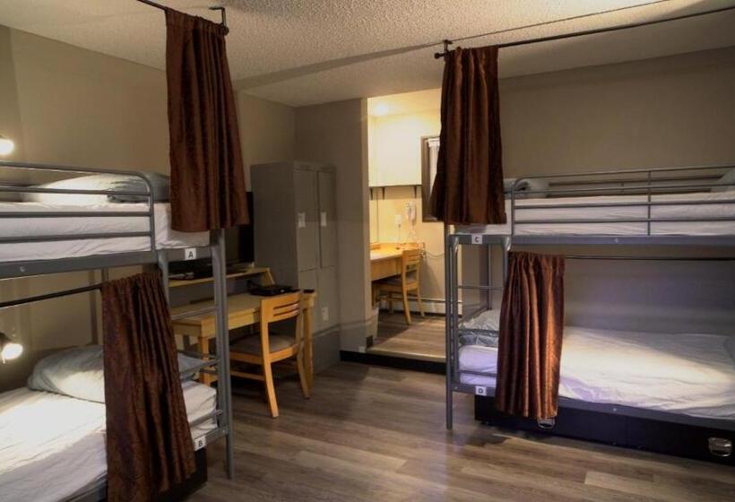 四人标准间, Banff International Hostel