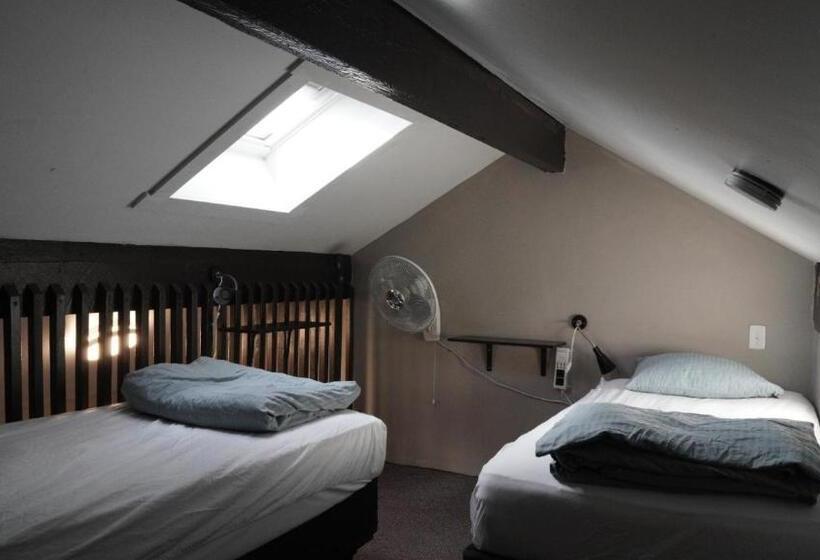 Geteiltes Mehrbettzimmer, Banff International Hostel