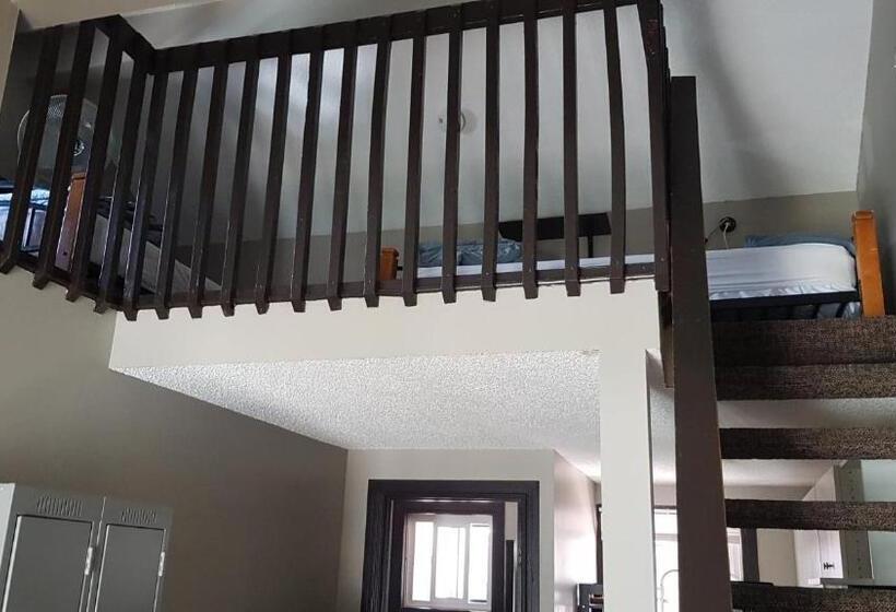 四人标准间, Banff International Hostel