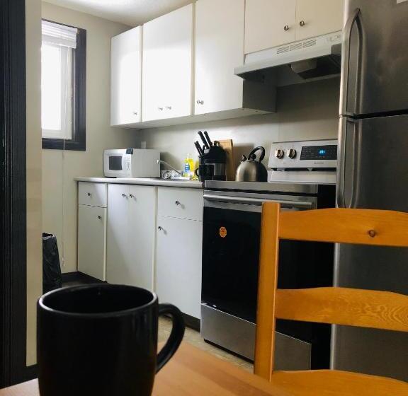 4 Bett Standardzimmer, Banff International Hostel