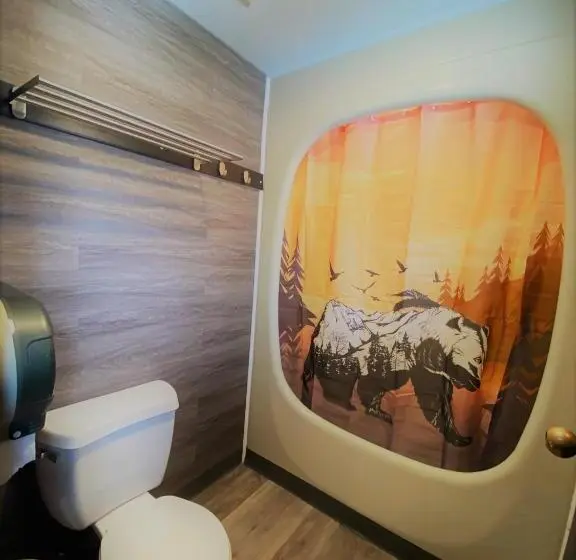 اتاق خانوادگی, Banff International Hostel