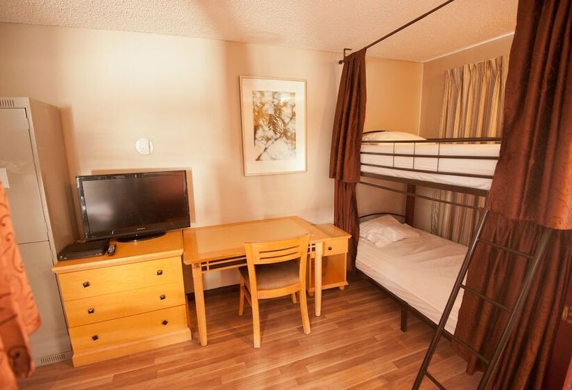 四人标准间, Banff International Hostel