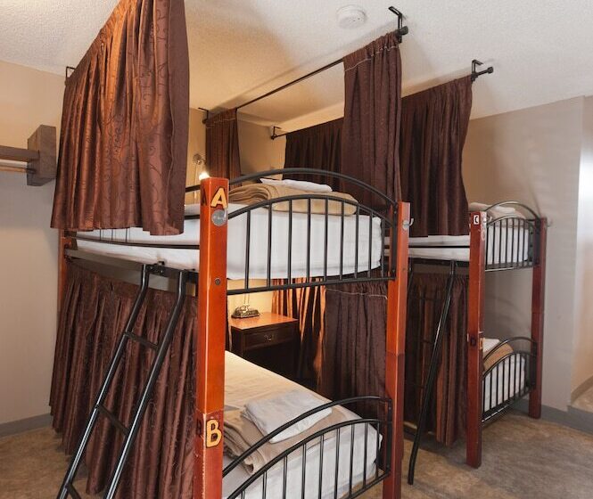 Geteiltes Mehrbettzimmer, Banff International Hostel