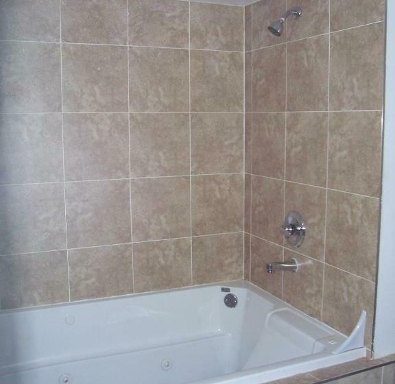 스탠다드 룸 킹사이즈 침대, Beach Grove Motel