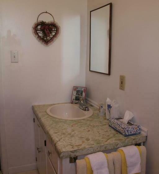 غرفه قياسيه سريرين مزدوجين, At The Harbourfront