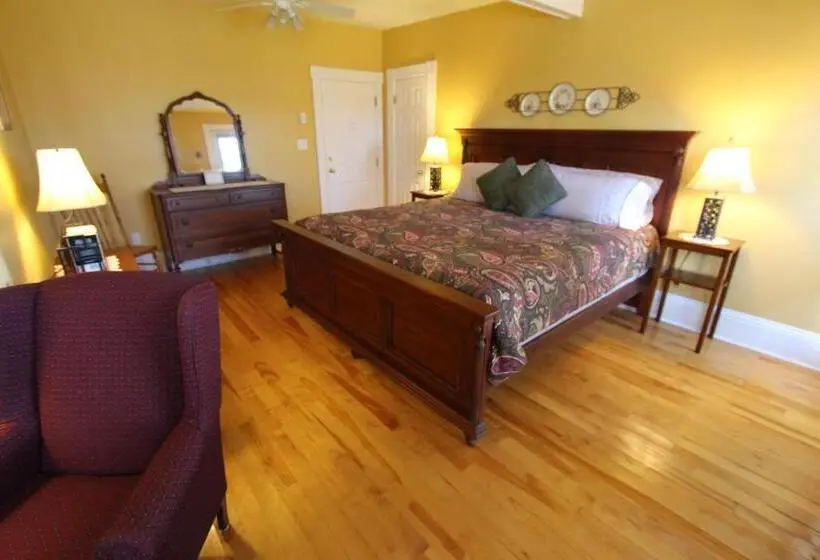 Standard-huone, Louisbourg Heritage House