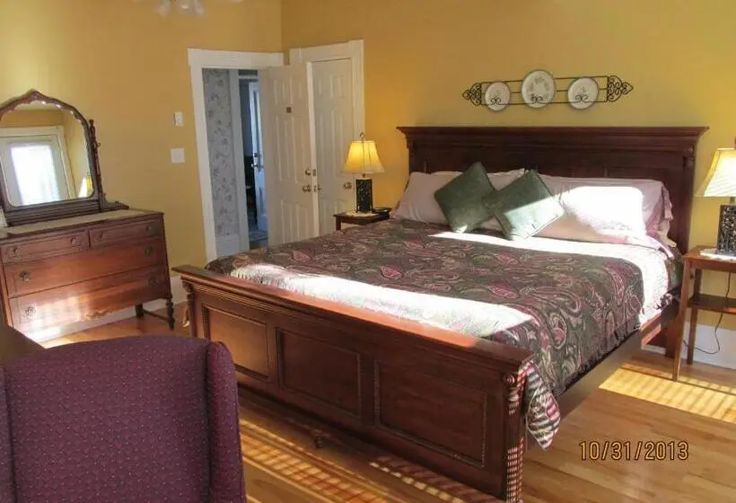 Standard-huone, Louisbourg Heritage House