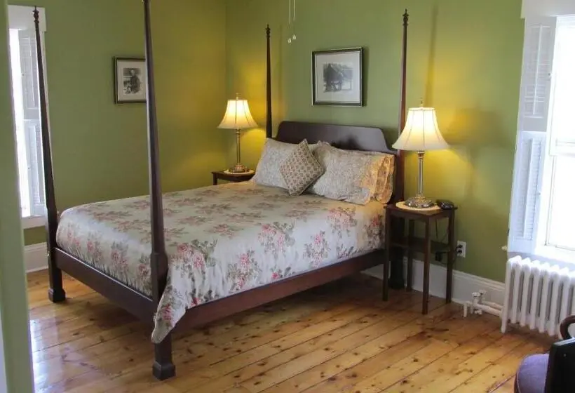Standard-huone, Louisbourg Heritage House