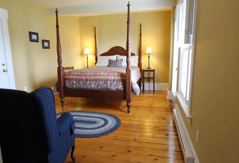 Standard-huone, Louisbourg Heritage House