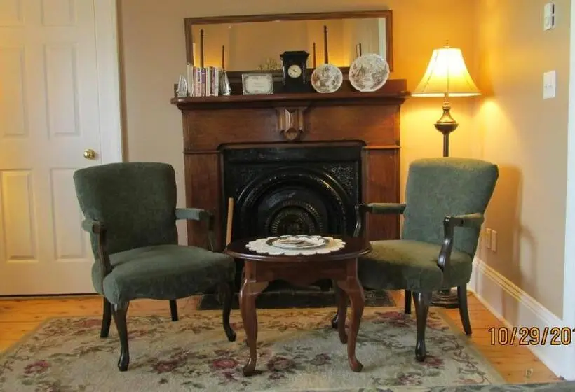 Standard-huone, Louisbourg Heritage House
