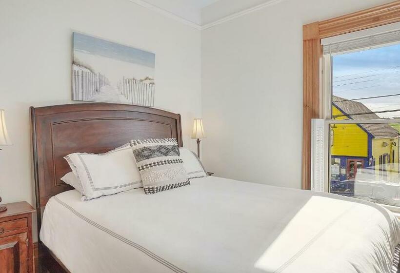 Quarto Estandar Cama Queen, Sail Inn Lunenburg