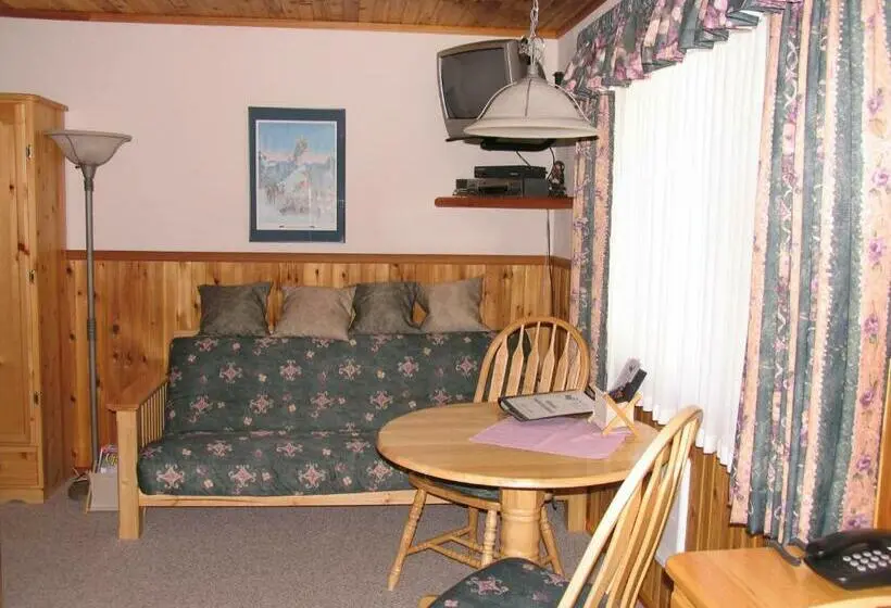 キングサイズベッドのスタンダードルーム, Blue Grouse Country Inn B&b