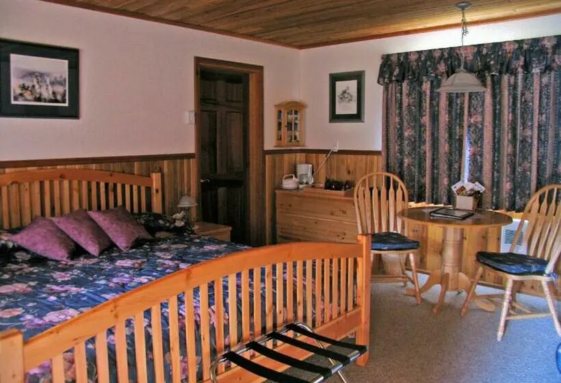 キングサイズベッドのスタンダードルーム, Blue Grouse Country Inn B&b