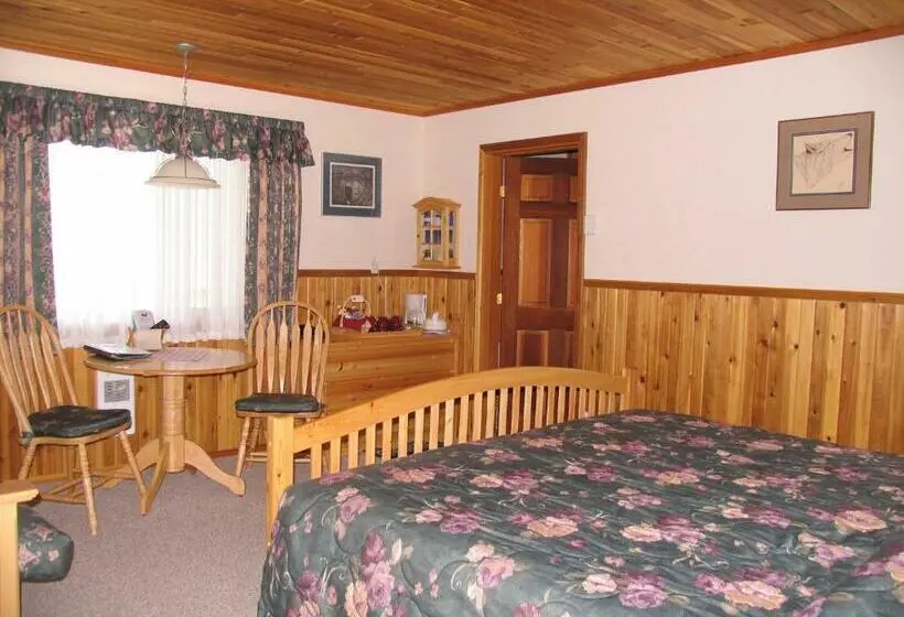 キングサイズベッドのスタンダードルーム, Blue Grouse Country Inn B&b