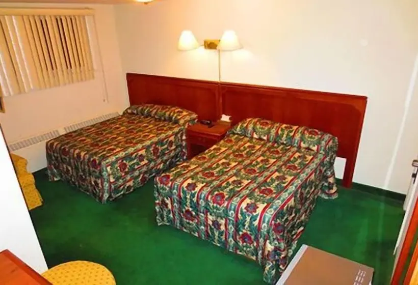 ２ダブルベッドのスタンダードルーム, Canadiana Motel