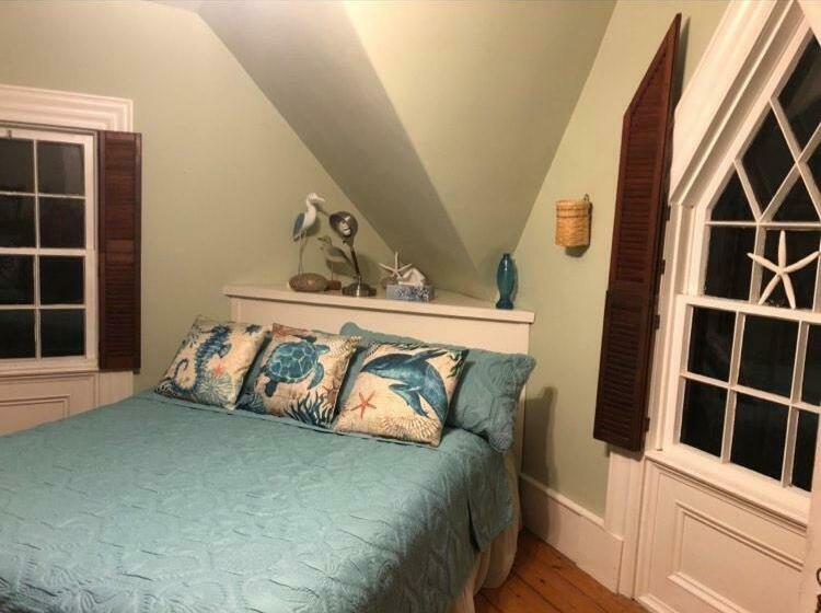 标准间, Fisherman's Daughter B&b