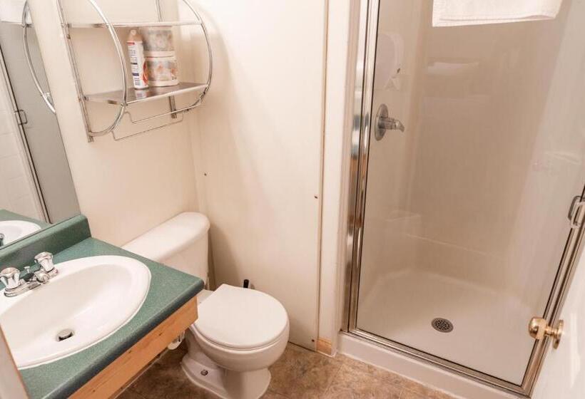 Шале 1 Спальня, Hi Banff Alpine Centre   Hostel