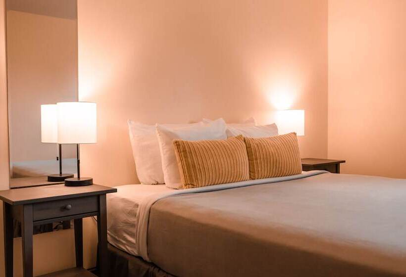 Номер Стандарт Совместная Ванная, Hi Banff Alpine Centre   Hostel