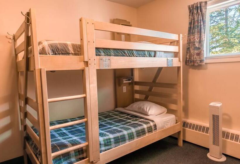 Номер Стандарт Совместная Ванная, Hi Banff Alpine Centre   Hostel