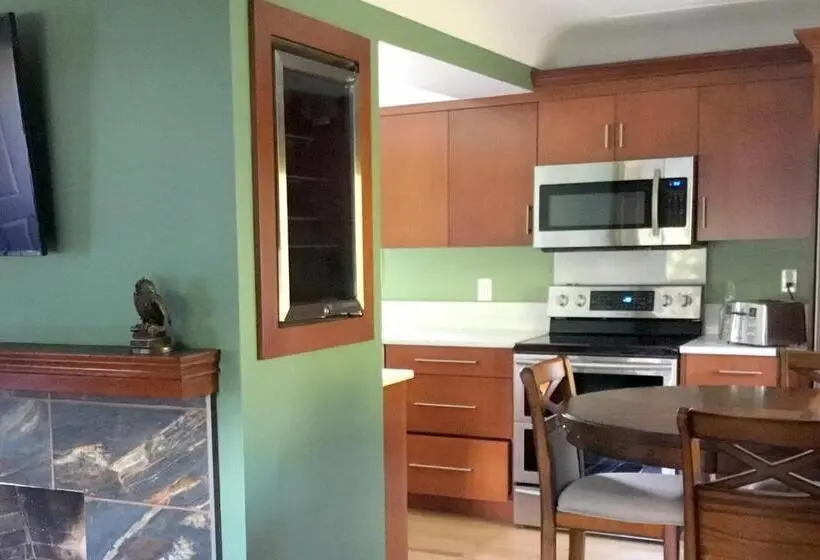 2ベッドルームハウス, James Bay Inn Hotel, Suites & Cottage