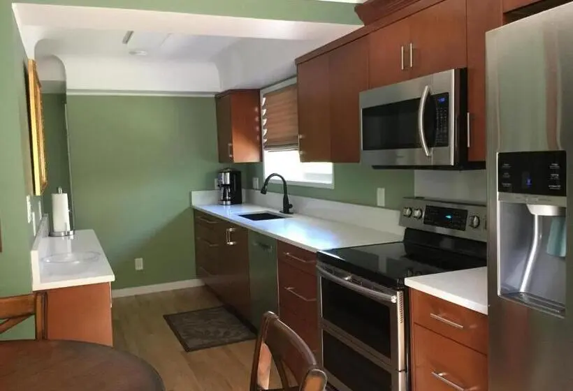 2ベッドルームハウス, James Bay Inn Hotel, Suites & Cottage
