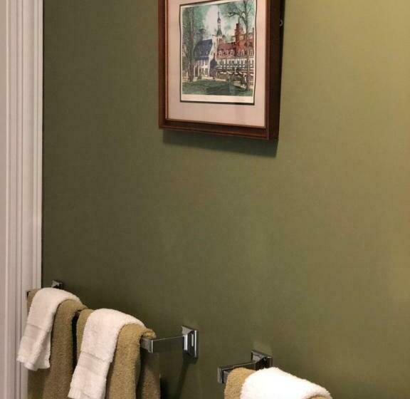 סוויטה נוף לגינה, Mahogany Manor Bed & Breakfast