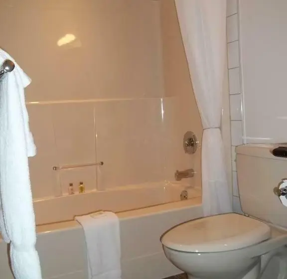 Sviitti, Bayshore Waterfront Inn