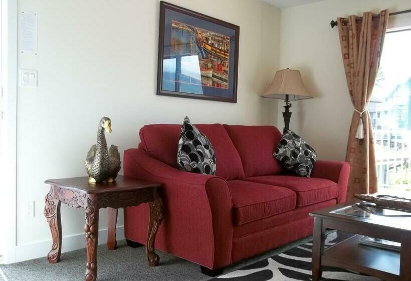 סוויטה, Bayshore Waterfront Inn