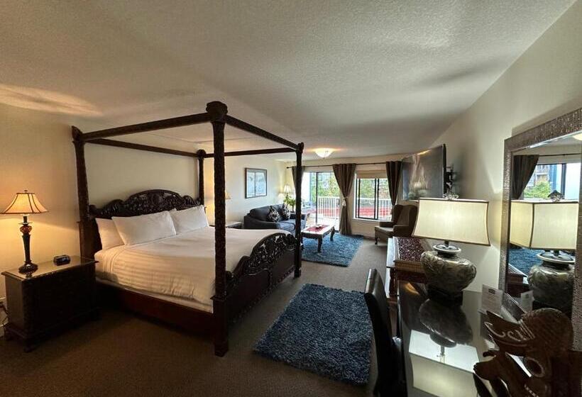 חדר דחוקס עם מיטת קינג, Bayshore Waterfront Inn