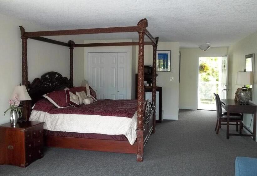 キングサイズベッドのデラックスルーム, Bayshore Waterfront Inn