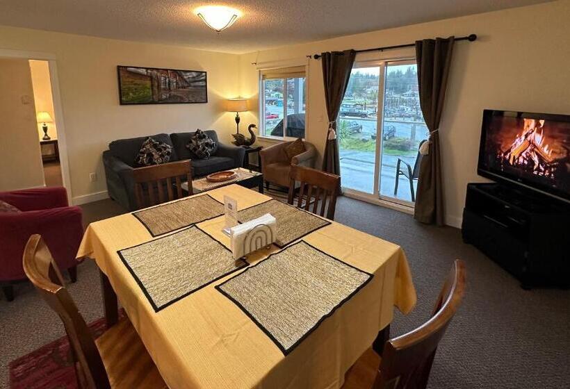 סוויטת 2 חדרי שינה, Bayshore Waterfront Inn