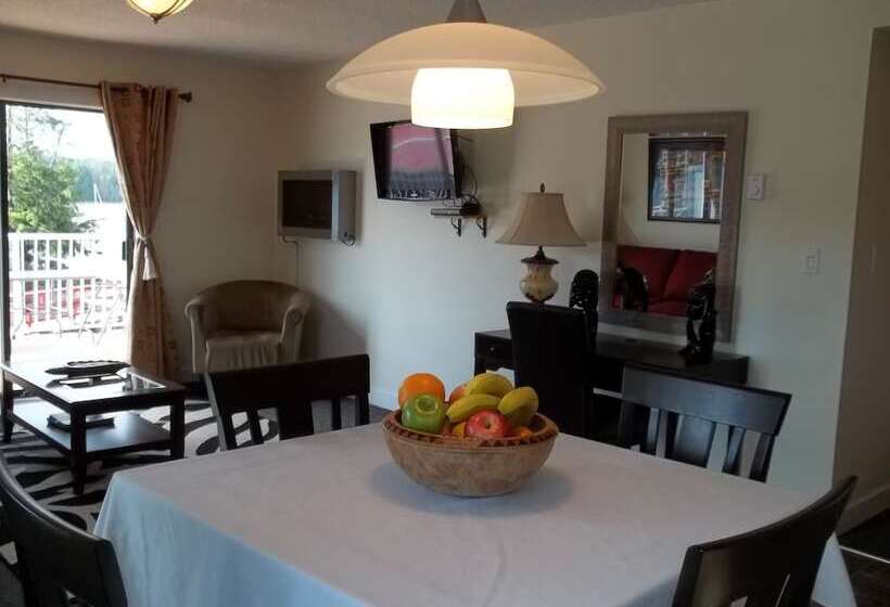 סוויטה, Bayshore Waterfront Inn