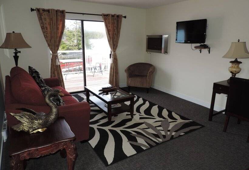 סוויטה, Bayshore Waterfront Inn