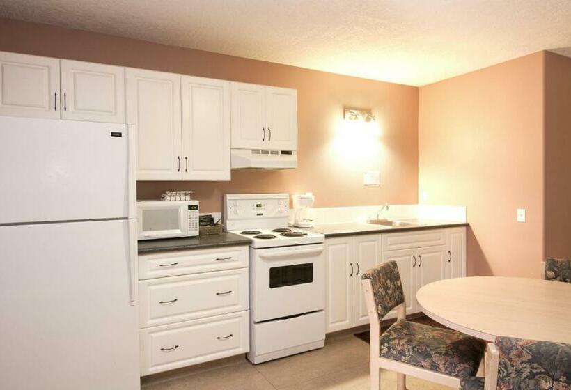 Люкс Deluxe 2 Спальни, Bow River Inn