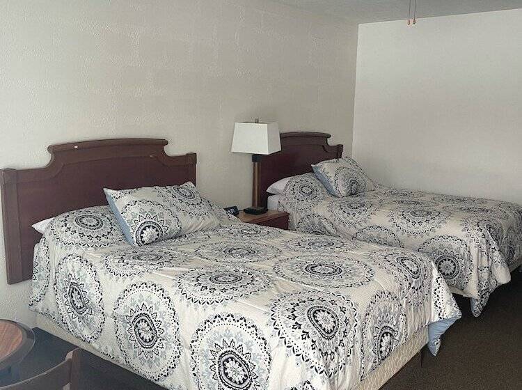 Номер Стандарт 2 Двуспальные Кровати, Welcome Inn